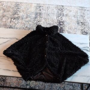 Chic Black Faux Fur Poncho/Cape
